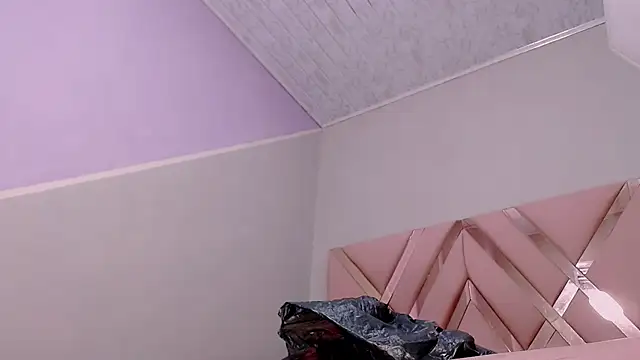 VioletGil Party  online show from 12-15-25, 07:20