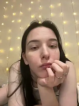  LovelyDana  online show from 10-13-25, 04:30