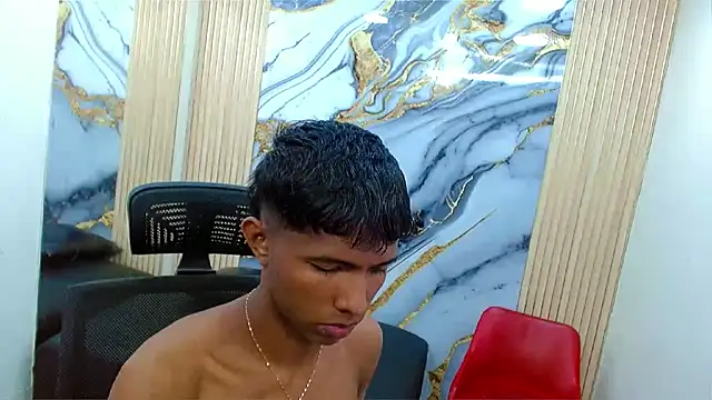 Mick storm online show from 10-21-25, 06:07