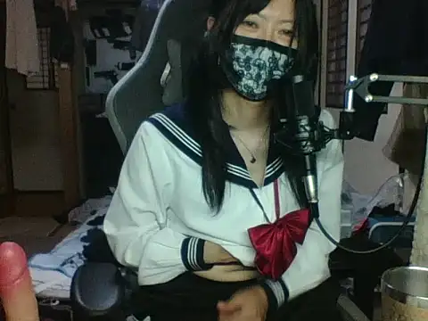 Snapshot of harinyanxxx chatting on 10-19-25, 04:59 harinyanxxx online show from 10-19-25, 04:59