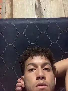 Snapshot of josuc65 chatting on 10-13-25, 01:18 josuc65 online show from 10-13-25, 01:18