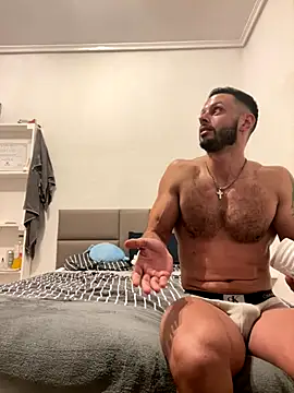 Camaraman05 online show from 10-18-25, 06:04