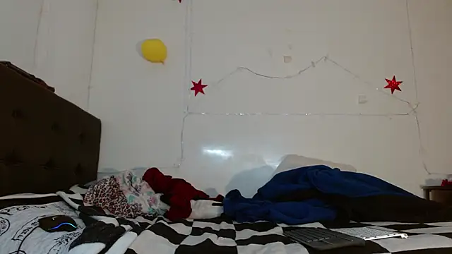 picante70  online show from 11-25-25, 10:48