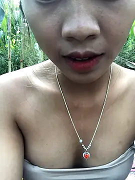 namicute online show from 11-15-25, 02:15