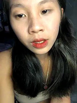 namicute online show from 11-19-25, 03:17