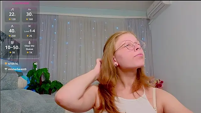 Snapshot of Angelie__Eyes chatting on 10-19-25, 10:29 Angelie  Eyes online show from 10-19-25, 10:29