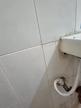 Snapshot of crawlerdrill chatting on 10-12-25, 07:04 crawlerdrill online show from 10-12-25, 07:04