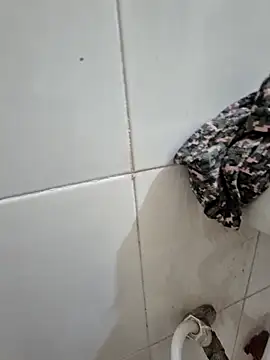 Snapshot of crawlerdrill chatting on 11-09-25, 02:48 crawlerdrill online show from 11-09-25, 02:48