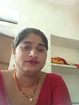 Meena 8 online show from 10-19-25, 04:32