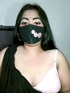 Snapshot of Jessica-03 chatting on 02-25-26, 05:35 Jessica-03 online show from 02-25-26, 05:35