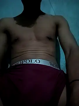 Snapshot of Parjoo1234 chatting on 05-14-26, 04:04 Parjoo1234 online show from 05-14-26, 04:04