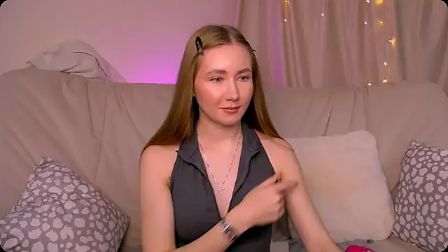 EllyColins online show from 11-15-25, 03:10