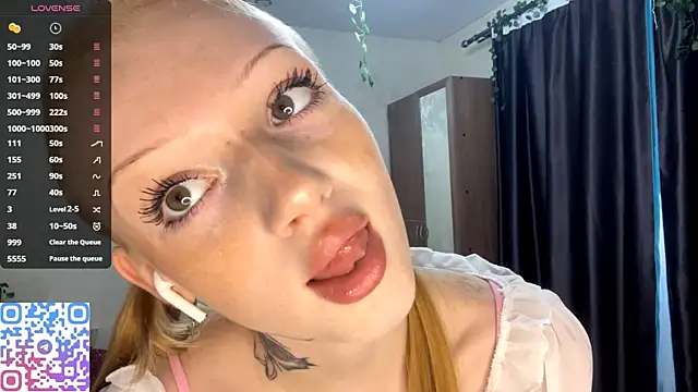 Iamlylu online show from 11-15-25, 05:44