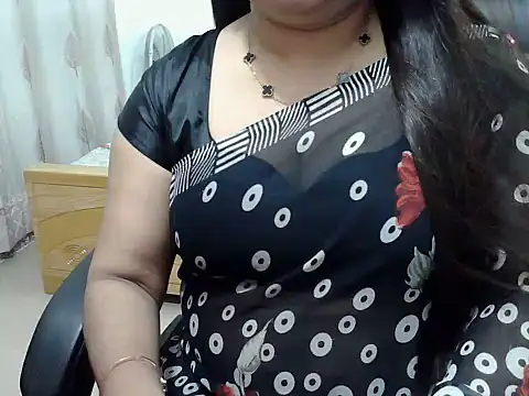 SexyRani2000 online show from 06-25-26, 04:12