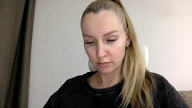 Snapshot of Neralith chatting on 05-26-26, 05:33 Neralith online show from 05-26-26, 05:33