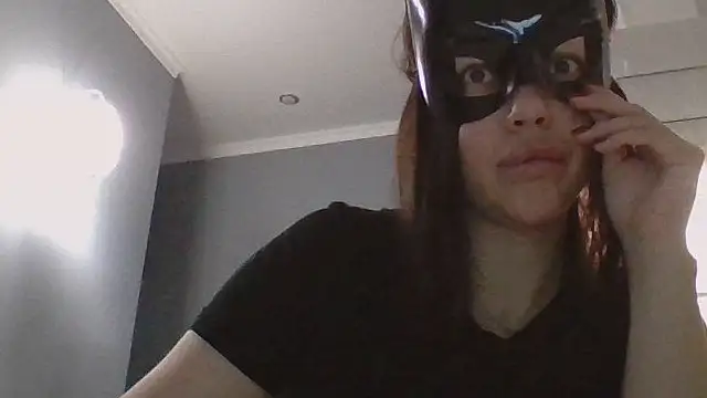 Snapshot of Yanorell chatting on 02-11-26, 06:52 Yanorell online show from 02-11-26, 06:52