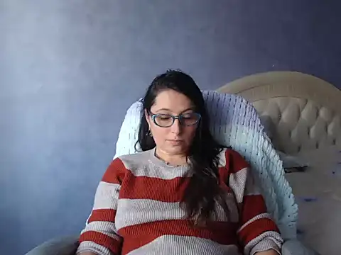 LuckyLisa23 online show from 10-28-25, 10:36