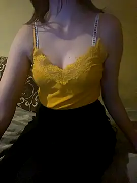 KittieCreme online show from 12-19-25, 01:57