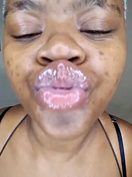 certifiedhottie2025 online show from 04-15-26, 05:35