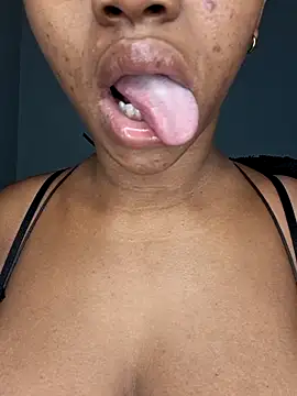 certifiedhottie2025 online show from 03-07-26, 04:30