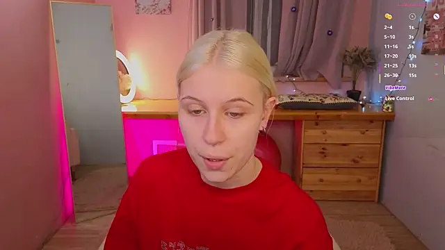 Snapshot of lovedrope chatting on 01-07-26, 03:17 lovedrope online show from 01-07-26, 03:17