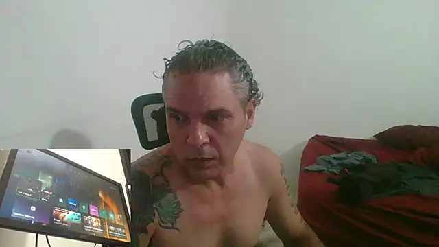 Snapshot of 316wp chatting on 10-20-25, 11:38 316wp online show from 10-20-25, 11:38