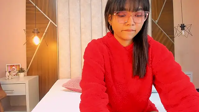 Snapshot of Mariana-Torres chatting on 10-19-25, 12:41 Mariana-Torres online show from 10-19-25, 12:41