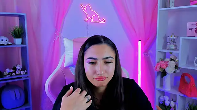 RebeckaThornton online show from 10-29-25, 09:41