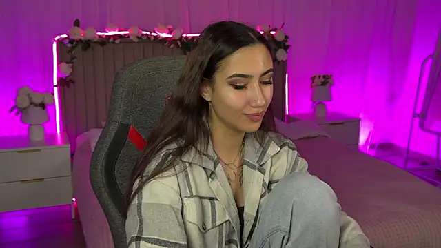 RebeckaThornton online show from 11-15-25, 09:35