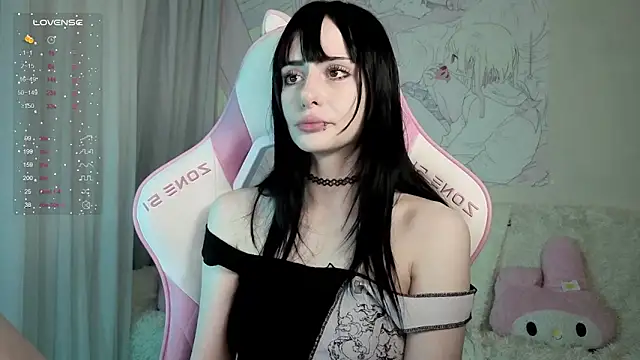 Snapshot of MiranaLieberttt chatting on 04-15-26, 08:53 MiranaLieberttt online show from 04-15-26, 08:53