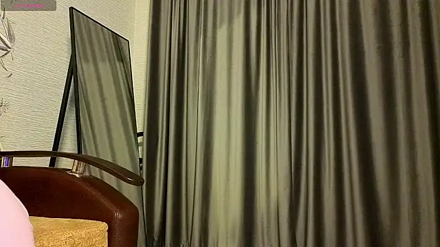 MissPompadure online show from 03-13-26, 09:09