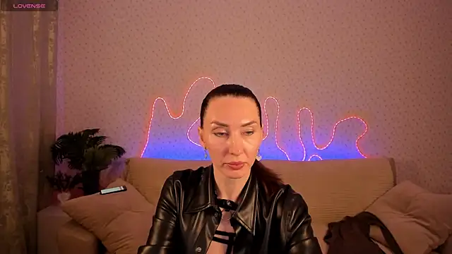 Lilith Sora online show from 01-15-26, 06:44