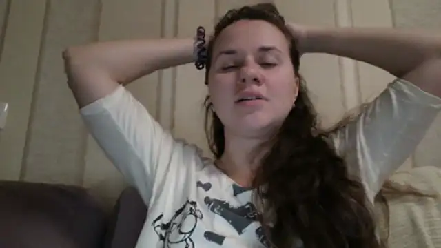 Snapshot of GiaaCaranggi chatting on 02-13-26, 08:31 GiaaCaranggi online show from 02-13-26, 08:31