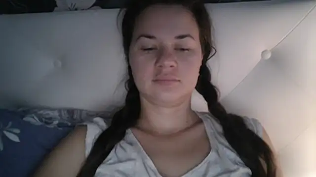 GiaaCaranggi online show from 11-23-25, 05:28