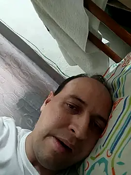 sacarlettareyo online show from 10-17-25, 08:54
