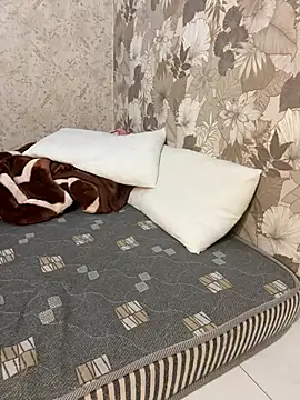 neelam singh0 online show from 04-18-26, 06:32