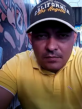 sexyandres 23 online show from 03-12-26, 08:13