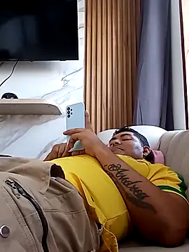 sexyandres 23 online show from 03-13-26, 08:25