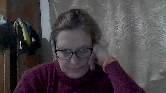 Snapshot of Mary_wey chatting on 10-16-25, 06:16 Mary wey online show from 10-16-25, 06:16