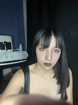 Snapshot of Pilarq9 chatting on 04-26-26, 04:32 Pilarq9 online show from 04-26-26, 04:32