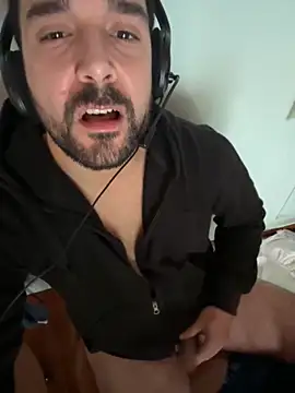 ReDiBastoni90 online show from 10-31-25, 08:55