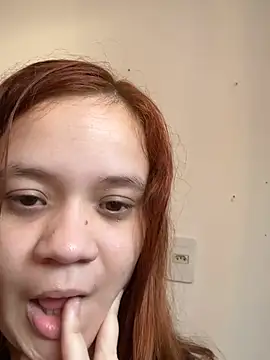 ruivinhadancer online show from 07-18-26, 06:49