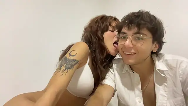 Snapshot of pablo434546 chatting on 12-13-25, 09:54 pablo434546 online show from 12-13-25, 09:54