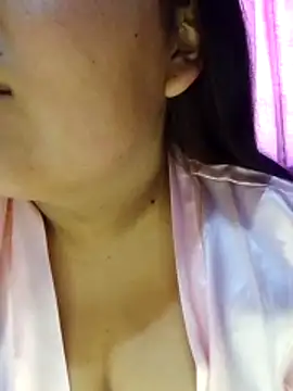 Snapshot of natt-bigass chatting on 02-26-26, 02:17 natt-bigass online show from 02-26-26, 02:17