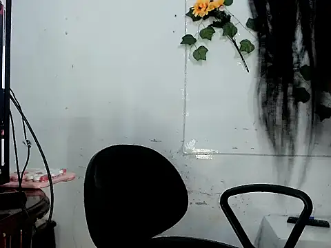 natt-bigass online show from 10-18-25, 01:07