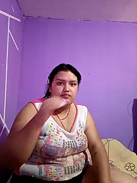 Snapshot of natt-bigass chatting on 05-05-26, 12:19 natt-bigass online show from 05-05-26, 12:19