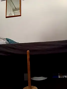 wsrh1948x1 online show from 10-14-25, 01:45