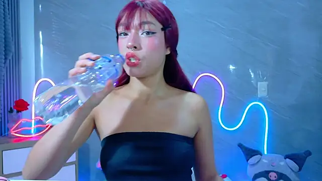 Naaomi cute online show from 01-15-26, 12:41