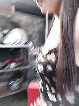 -Bonniee- online show from 10-19-25, 12:35