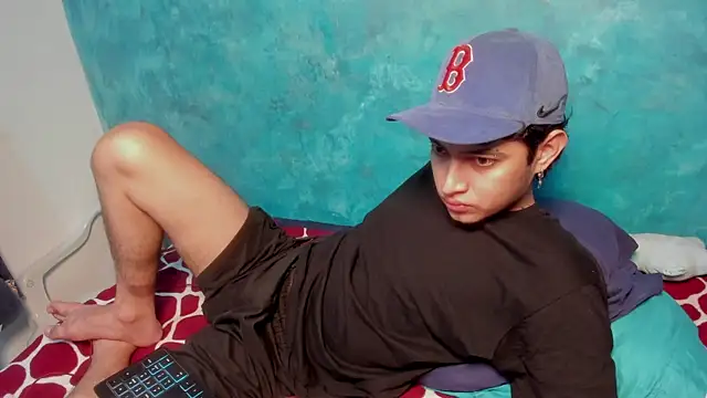 Sky Wild online show from 01-10-26, 07:04